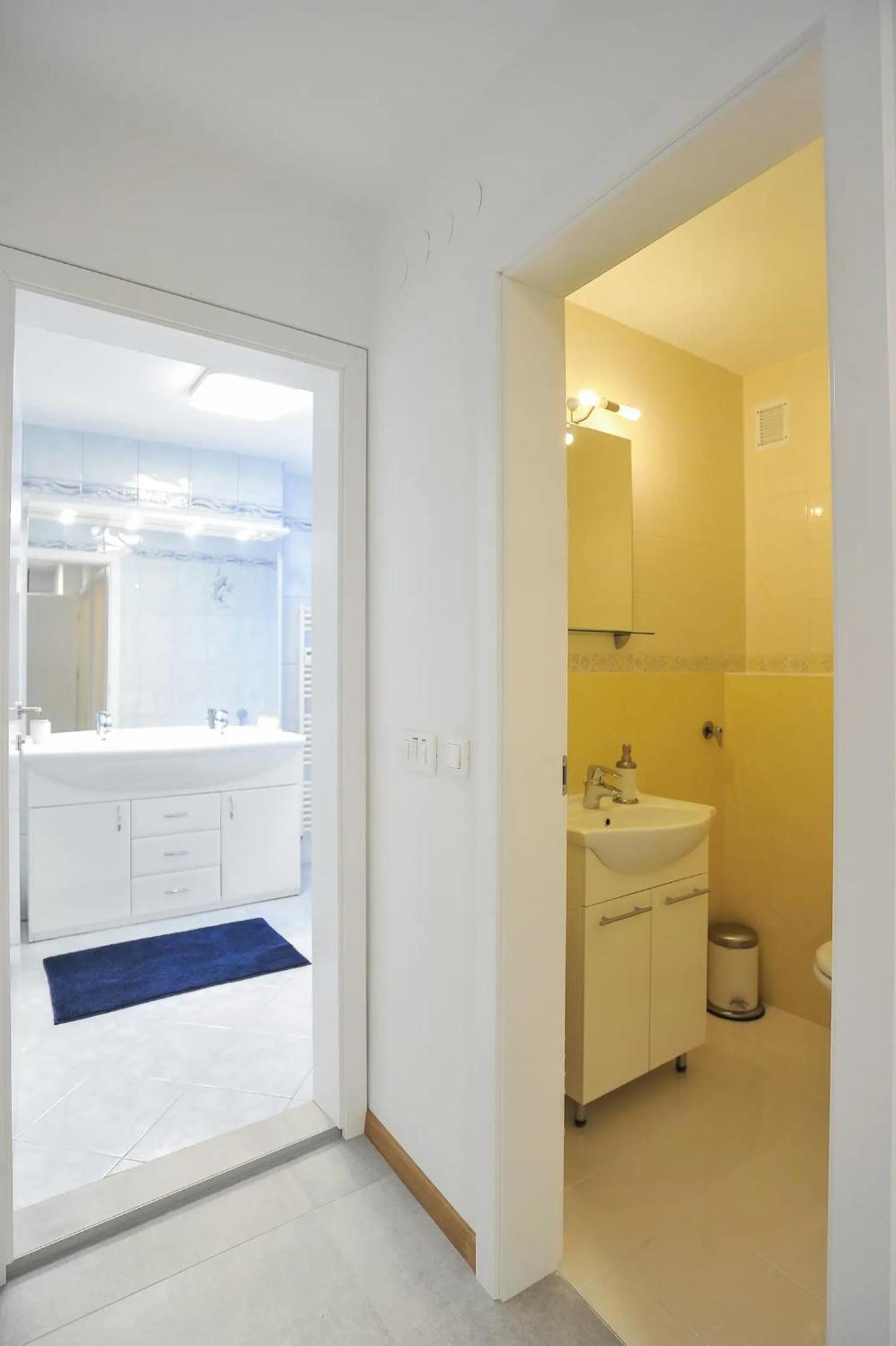 Strict City Apartments Ljubljana Eksteriør bilde